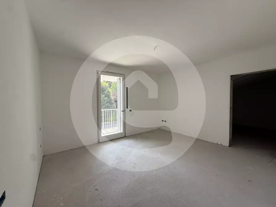 Immagine 5 di Casa trifamiliare in vendita  a Santa Giustina In Colle