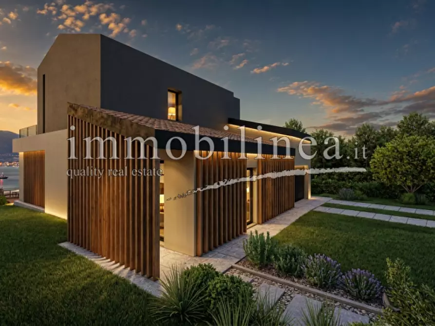 Immagine 6 di Villa in vendita  in Via A. Aleardi a Torri Del Benaco