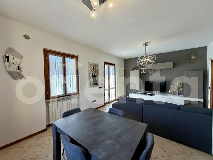 Immagine 5 di Appartamento in vendita  in Via San Giovanni 126 a Montichiari