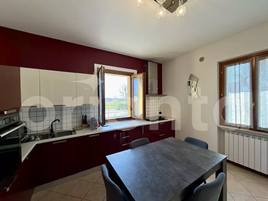 Immagine 6 di Appartamento in vendita  in Via San Giovanni 126 a Montichiari