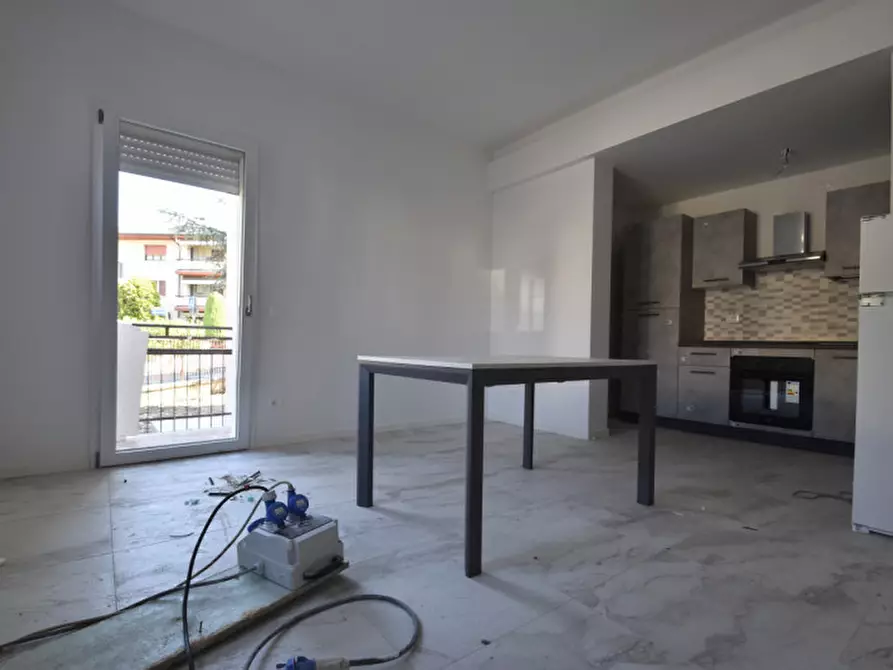 Immagine 6 di Appartamento in vendita  in VIA STADIO a Bussolengo
