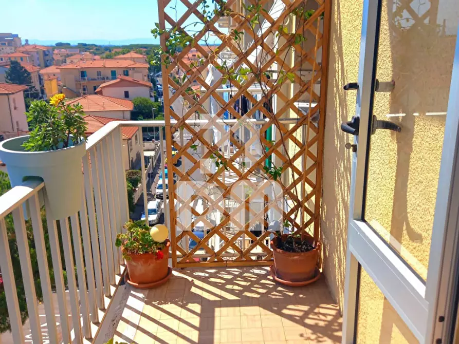 Immagine 3 di Appartamento in vendita  in Via Gioacchino Rossini a Rosignano Marittimo