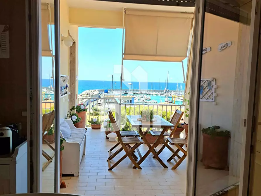 Immagine 13 di Appartamento in vendita  in Via Gioacchino Rossini a Rosignano Marittimo