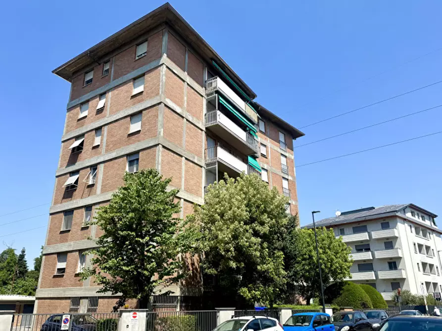 Immagine 14 di Appartamento in vendita  in Via Edward Jenner, 61 a Parma