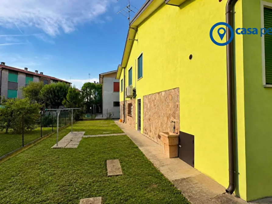 Immagine 5 di Villa in vendita  in Via Cristoforo Colombo a Polesella