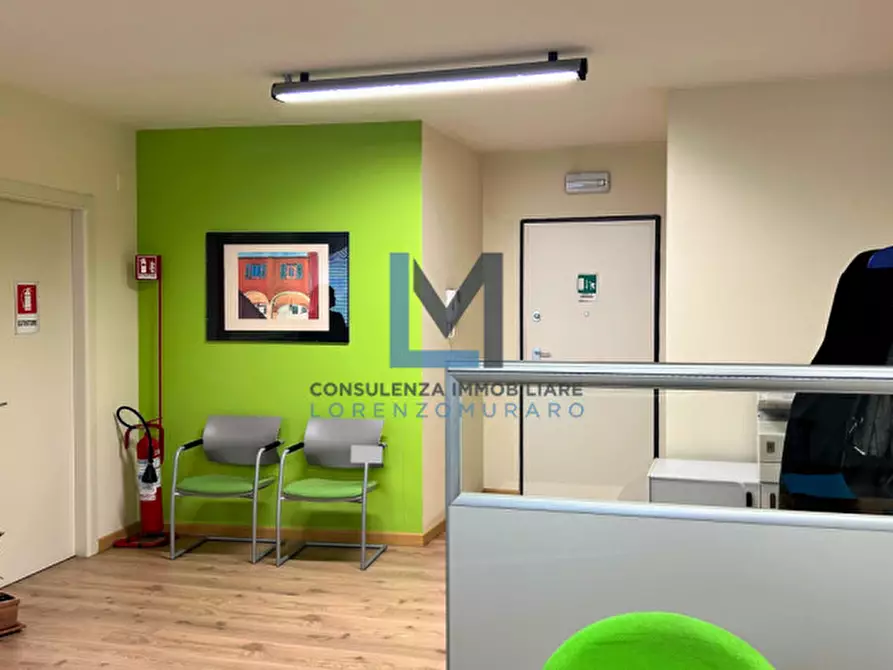 Immagine 1 di Ufficio in affitto  a Montebelluna
