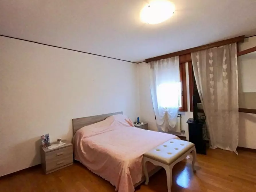 Immagine 5 di Appartamento in vendita  in Piazza Don Lucio Ferrazzi a Pernumia