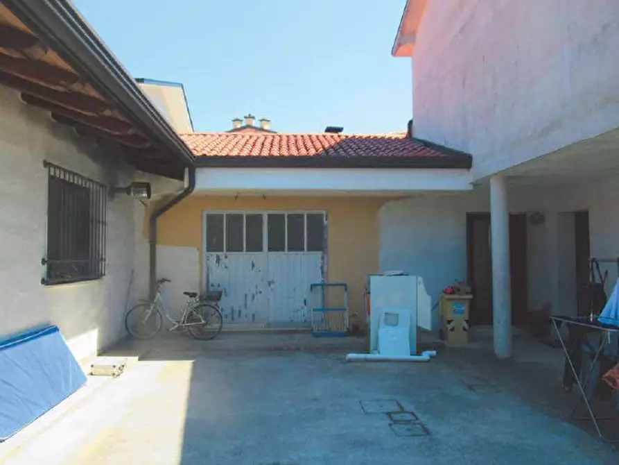 Immagine 2 di Casa indipendente in vendita  in Via Confine, 12 a Concordia Sagittaria