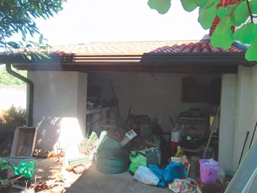 Immagine 5 di Casa indipendente in vendita  in Via Confine, 12 a Concordia Sagittaria