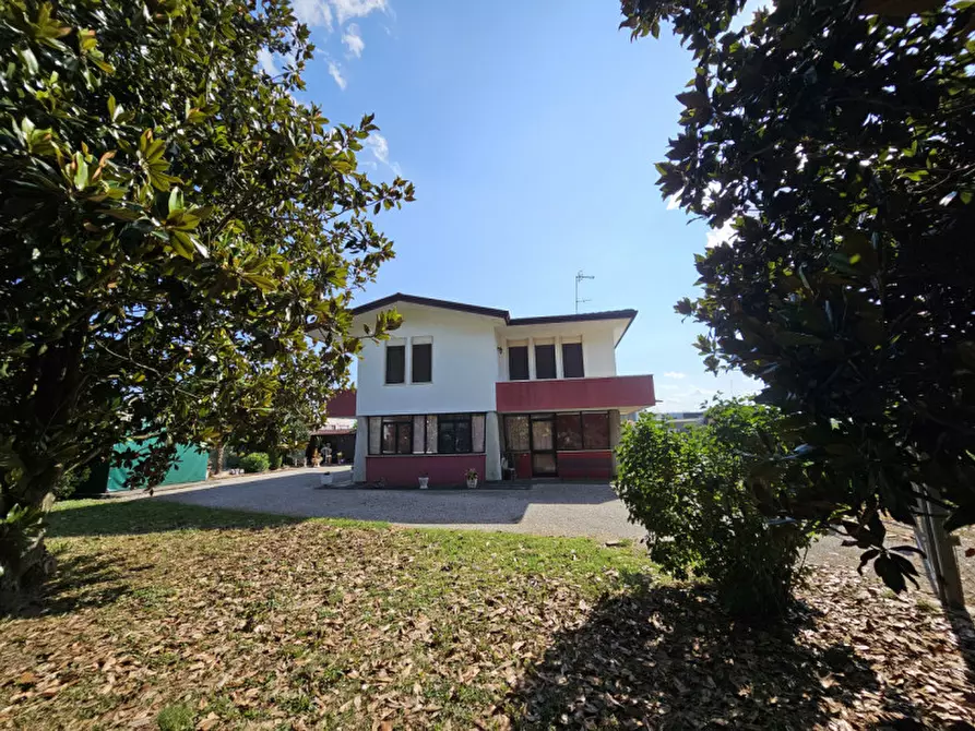 Immagine 1 di Casa indipendente in vendita  in Via Guglielmo Marconi a Pozzonovo