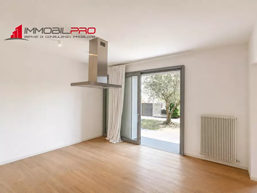 Immagine 4 di Appartamento in vendita  in Via Silvio Pellico, 2 a Zanè