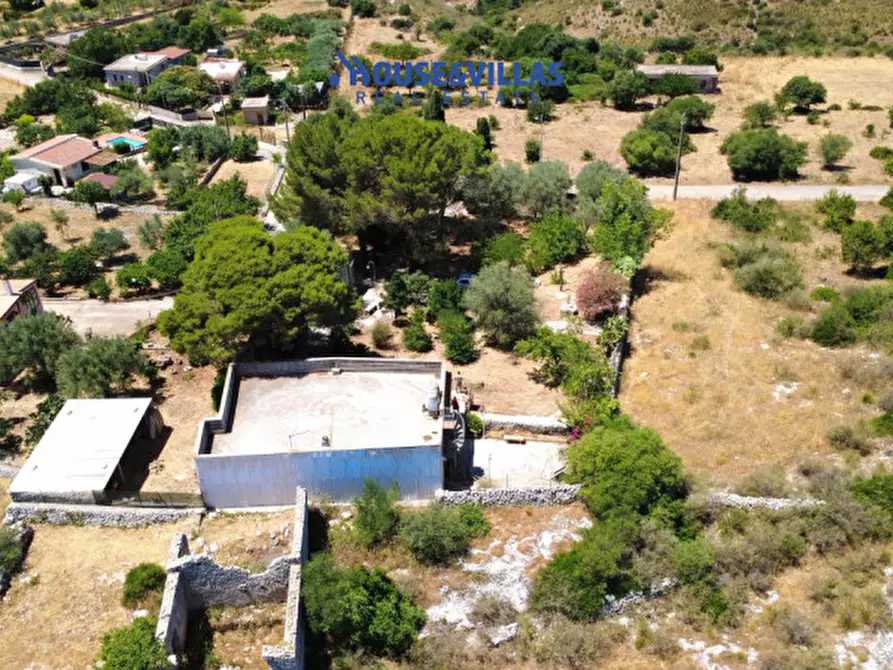 Immagine 2 di Villa in vendita  in Contrada spinita a Avola
