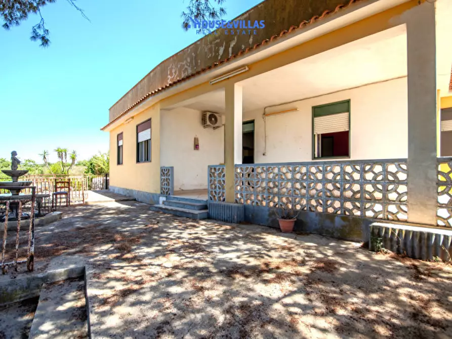 Immagine 18 di Villa in vendita  in Contrada spinita a Avola