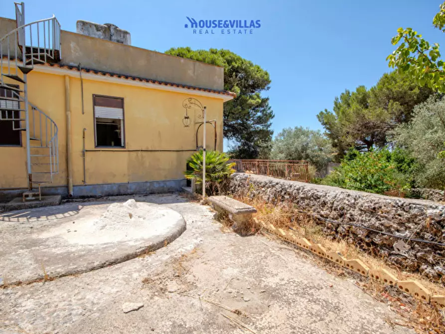 Immagine 22 di Villa in vendita  in Contrada spinita a Avola