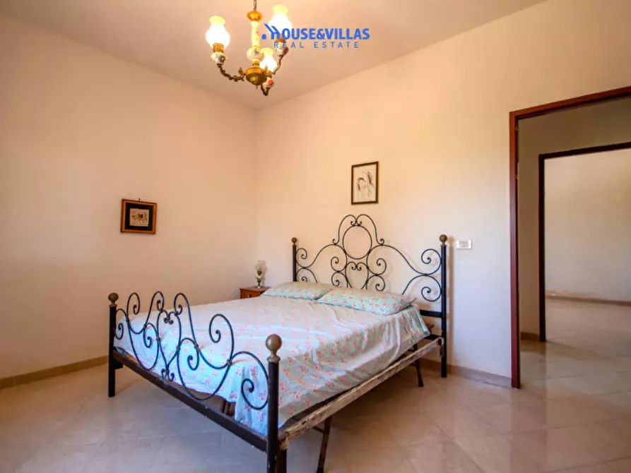 Immagine 39 di Villa in vendita  in Contrada spinita a Avola