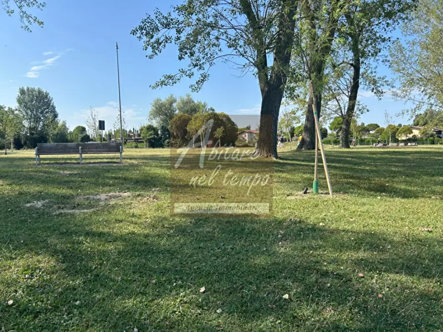 Immagine 6 di Terreno in vendita  in Via Antonio Vivaldi a Sirmione