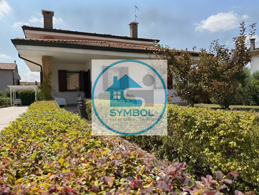 Immagine 4 di Casa indipendente in vendita  in via S. Allende a Salzano