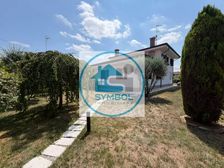 Immagine 9 di Casa indipendente in vendita  in via S. Allende a Salzano
