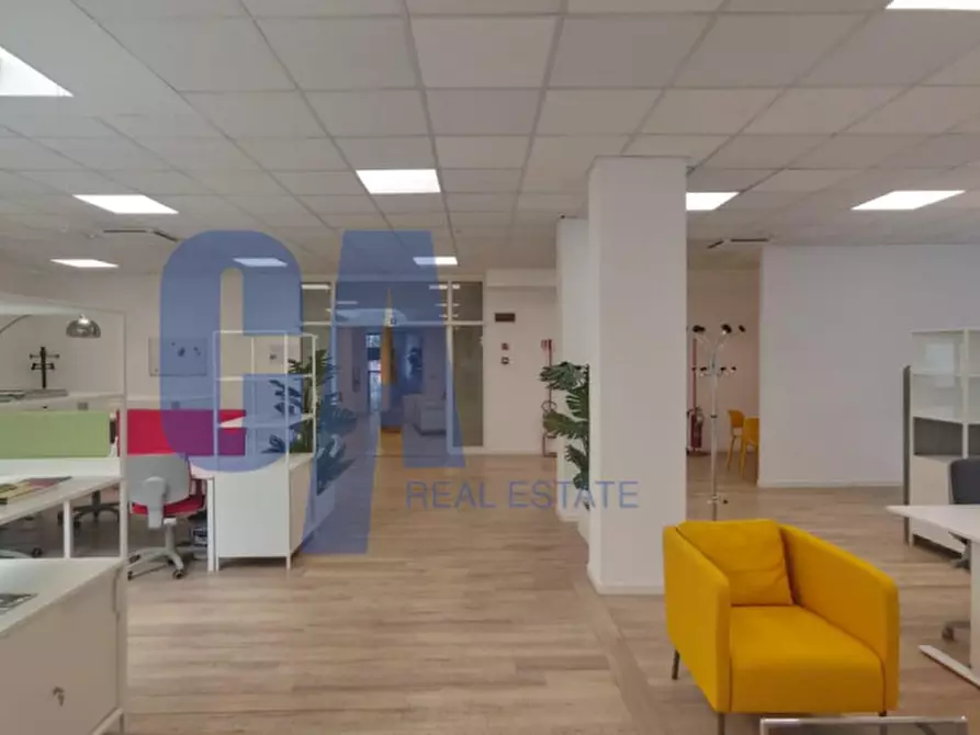 Immagine 1 di Ufficio in affitto  in VIALE LANCETTI VINCENZO a Milano