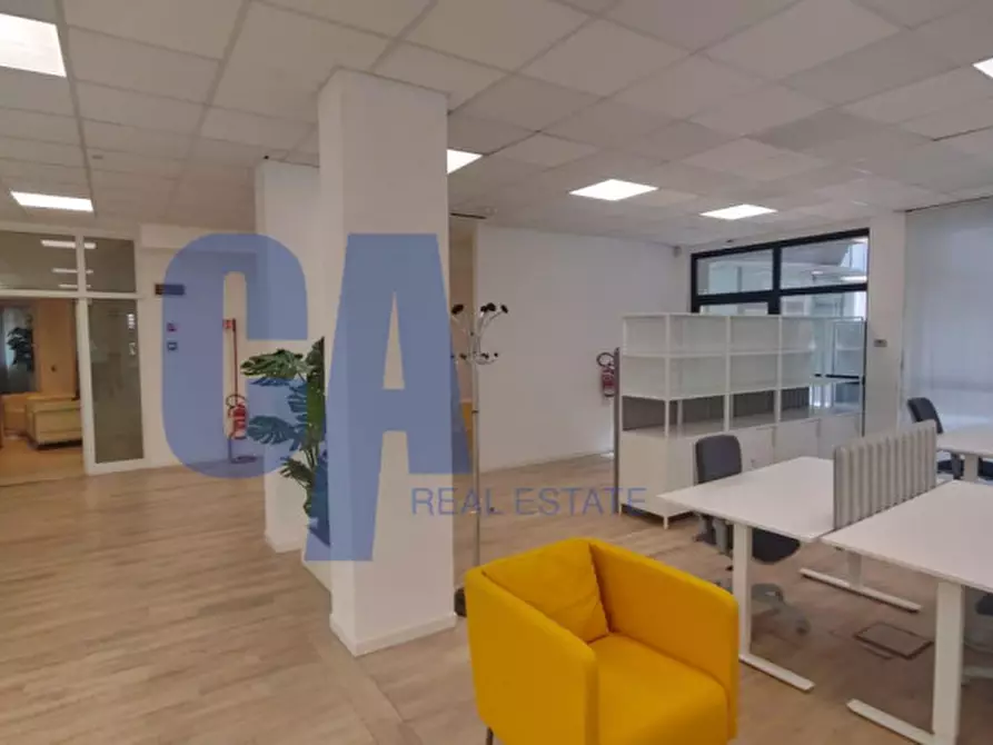 Immagine 5 di Ufficio in affitto  in VIALE LANCETTI VINCENZO a Milano