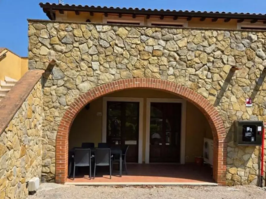 Immagine 1 di Appartamento in vendita  in Località Padelletti, zona Sterpeti snc a Magliano In Toscana