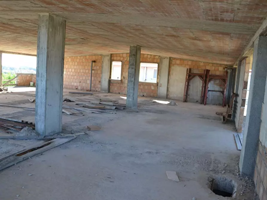 Immagine 5 di Negozio in vendita  in Via Nazionale, San Sostene CZ, Italia a San Sostene