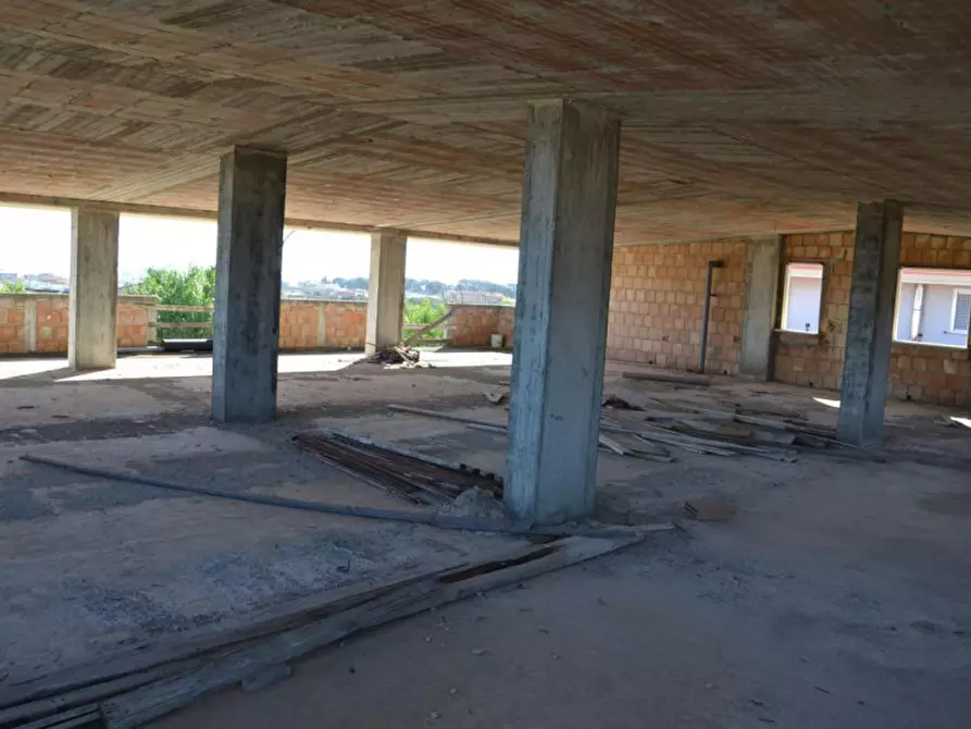 Immagine 6 di Negozio in vendita  in Via Nazionale, San Sostene CZ, Italia a San Sostene