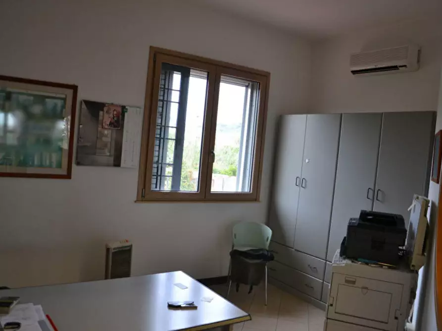 Immagine 8 di Negozio in vendita  in Via Nazionale, San Sostene CZ, Italia a San Sostene