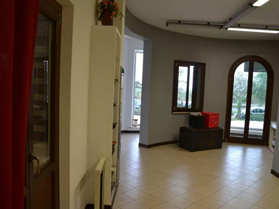Immagine 12 di Negozio in vendita  in Via Nazionale, San Sostene CZ, Italia a San Sostene