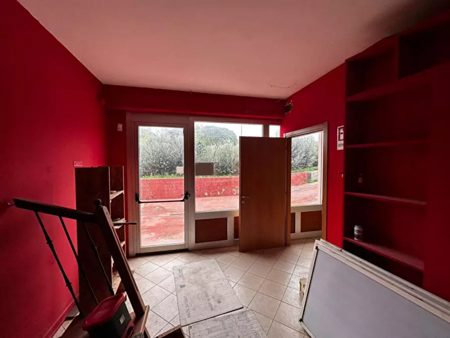 Immagine 19 di Negozio in vendita  in Via Nazionale, San Sostene CZ, Italia a San Sostene