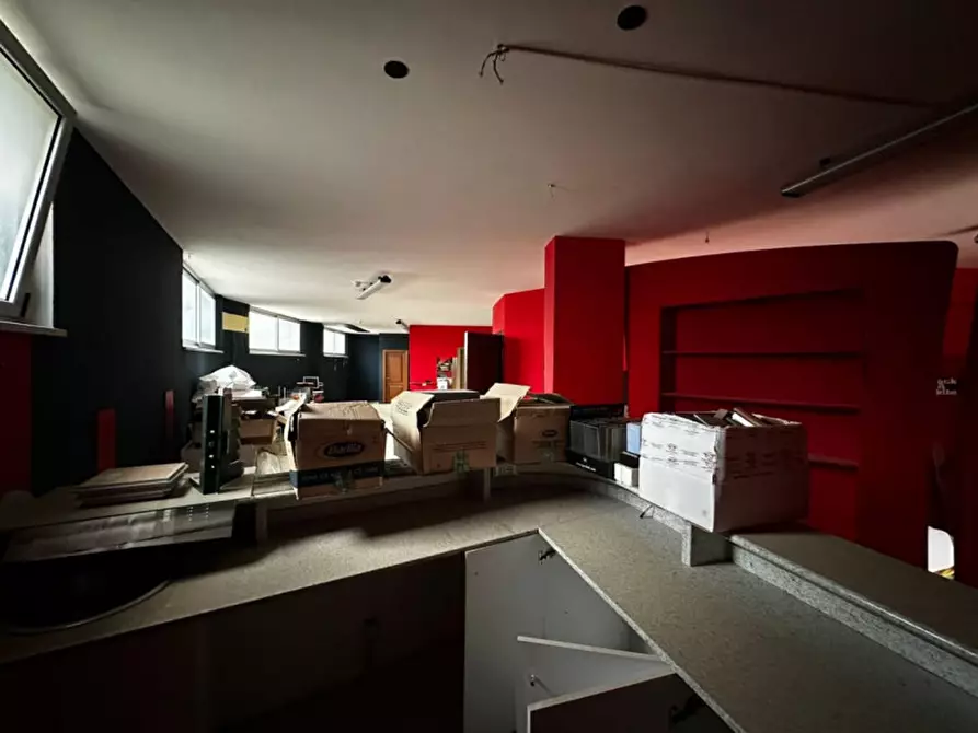 Immagine 21 di Negozio in vendita  in Via Nazionale, San Sostene CZ, Italia a San Sostene