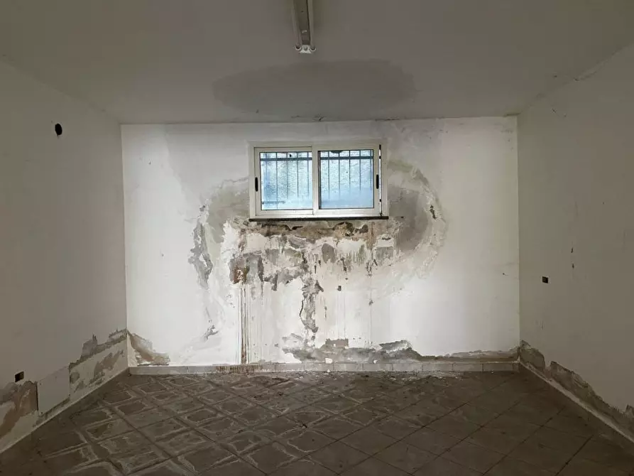 Immagine 4 di Magazzino in vendita  in Via Nazionale, San Sostene CZ, Italia a San Sostene