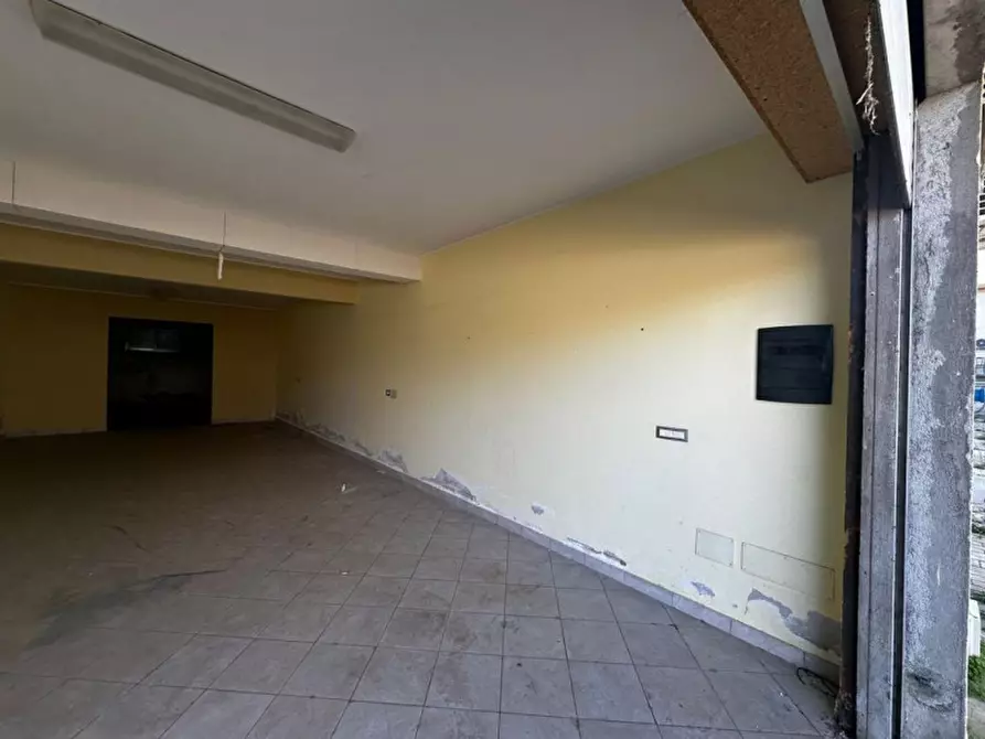 Immagine 5 di Magazzino in vendita  in Via Nazionale, San Sostene CZ, Italia a San Sostene