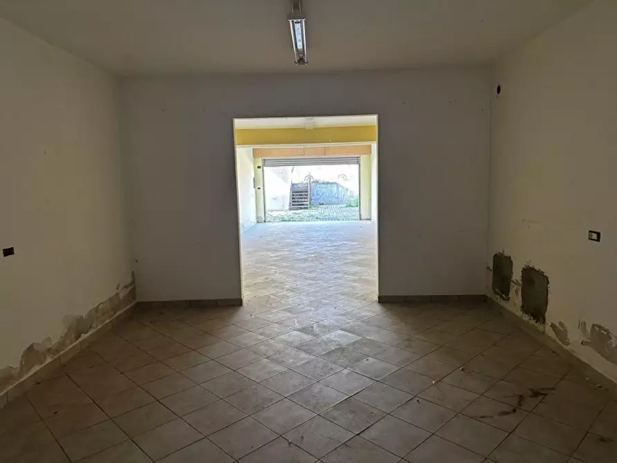 Immagine 6 di Magazzino in vendita  in Via Nazionale, San Sostene CZ, Italia a San Sostene
