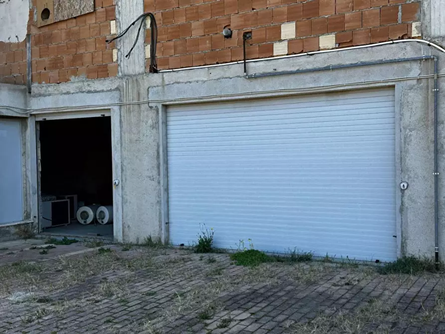 Immagine 1 di Negozio in vendita  in Via Nazionale, San Sostene CZ, Italia a San Sostene