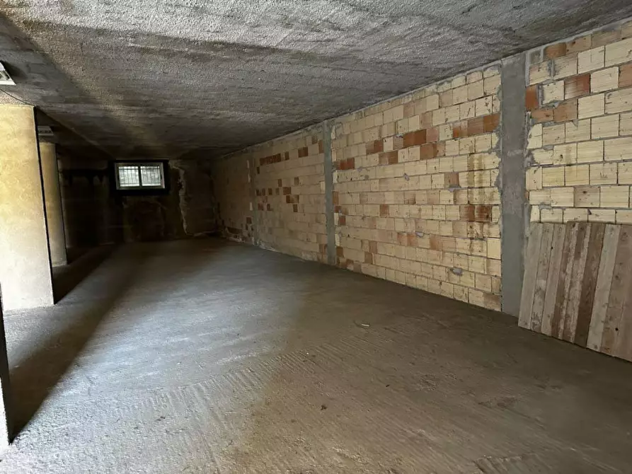 Immagine 5 di Negozio in vendita  in Via Nazionale, San Sostene CZ, Italia a San Sostene