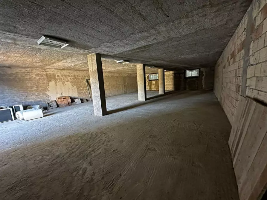 Immagine 6 di Negozio in vendita  in Via Nazionale, San Sostene CZ, Italia a San Sostene