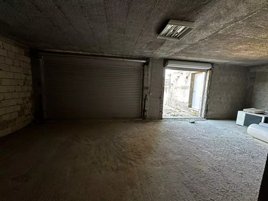 Immagine 8 di Negozio in vendita  in Via Nazionale, San Sostene CZ, Italia a San Sostene