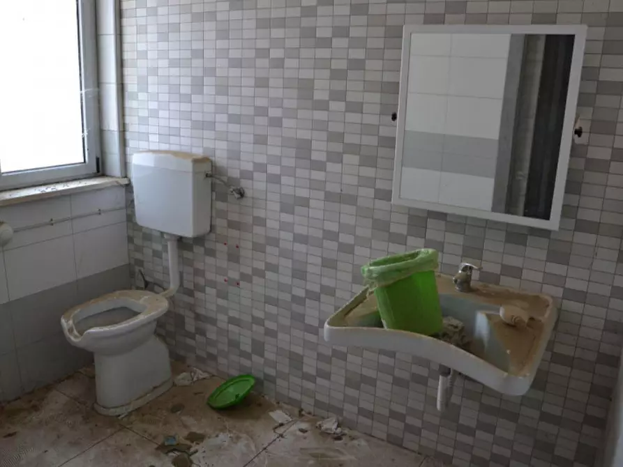 Immagine 12 di Negozio in vendita  in Via Nazionale, San Sostene CZ, Italia a San Sostene