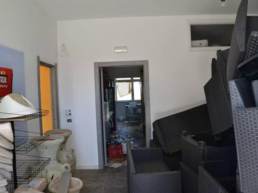 Immagine 16 di Negozio in vendita  in Via Nazionale, San Sostene CZ, Italia a San Sostene