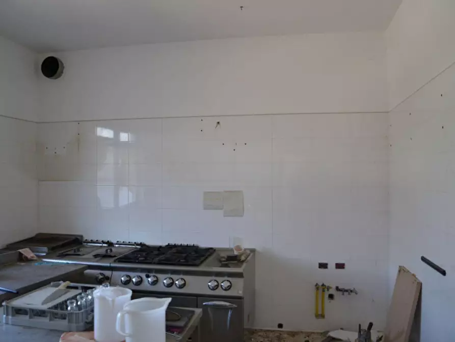 Immagine 19 di Negozio in vendita  in Via Nazionale, San Sostene CZ, Italia a San Sostene