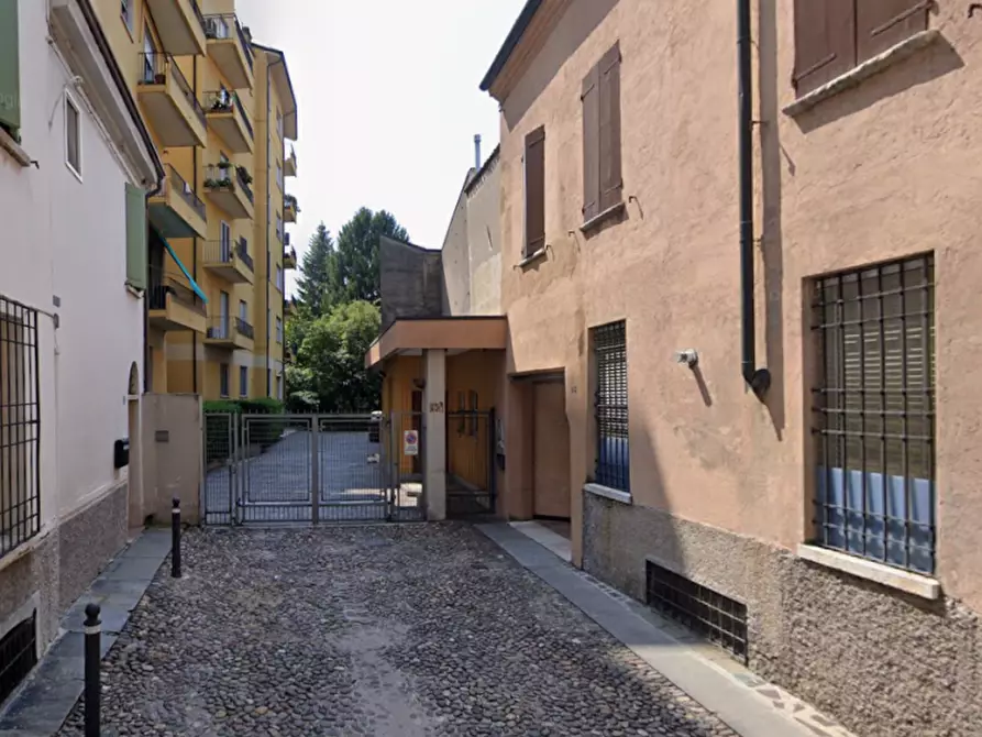 Immagine 3 di Appartamento in vendita  in Via Frutta a Mantova