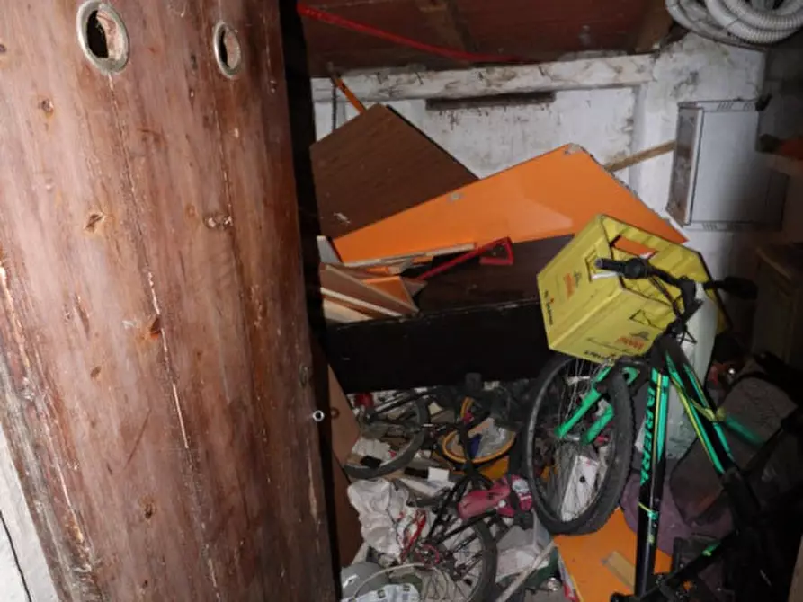 Immagine 16 di Appartamento in vendita  in via Roma a Montevarchi