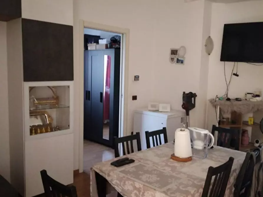 Immagine 3 di Appartamento in vendita  in Piazzale Pablo  17 a Parma