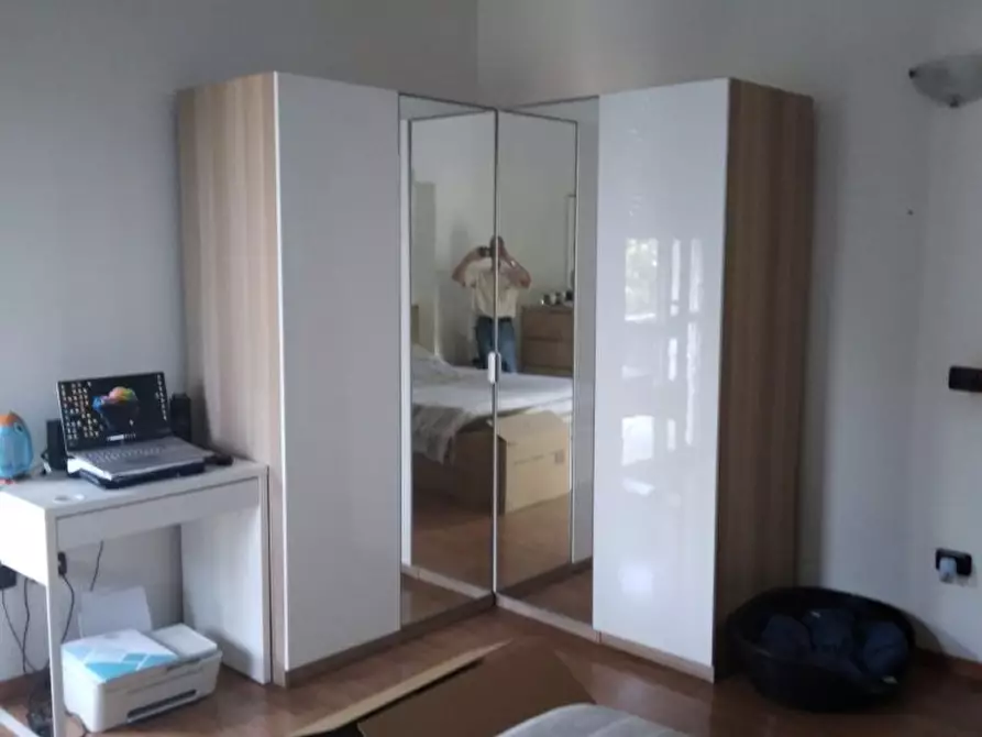 Immagine 10 di Appartamento in vendita  in Piazzale Pablo  17 a Parma