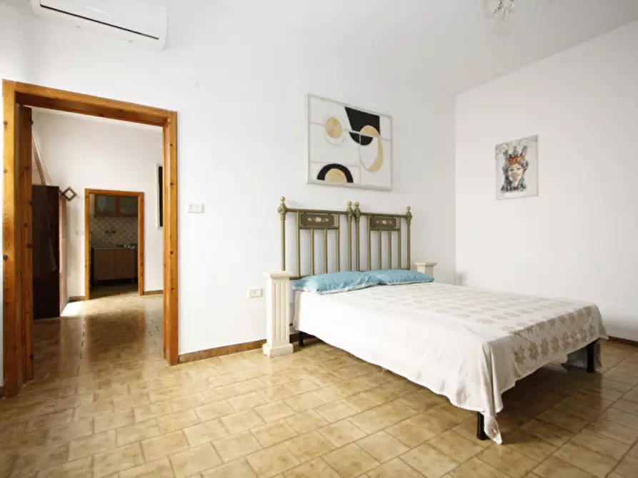 Immagine 5 di Appartamento in vendita  in via arcivescovo zezza a Ruffano