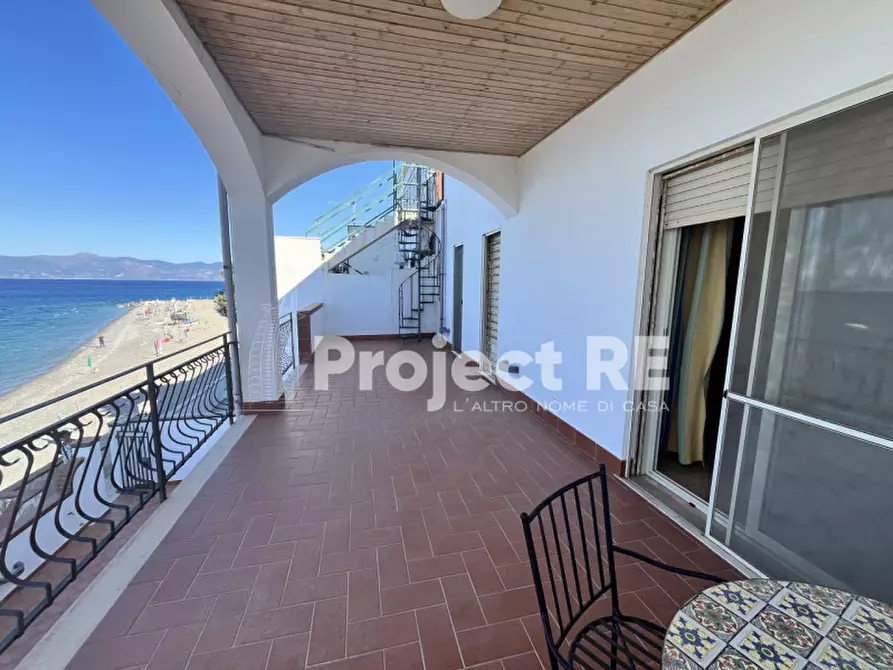 Immagine 6 di Villa in vendita  in Via Vecchia Provinciale a Motta San Giovanni