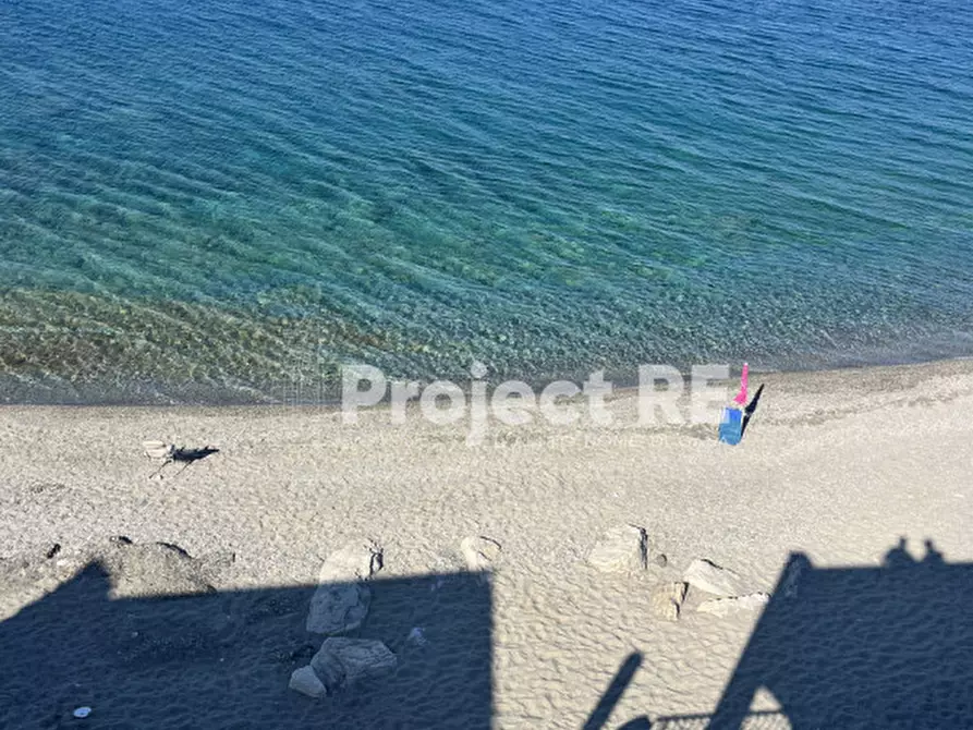 Immagine 25 di Villa in vendita  in Via Vecchia Provinciale a Motta San Giovanni