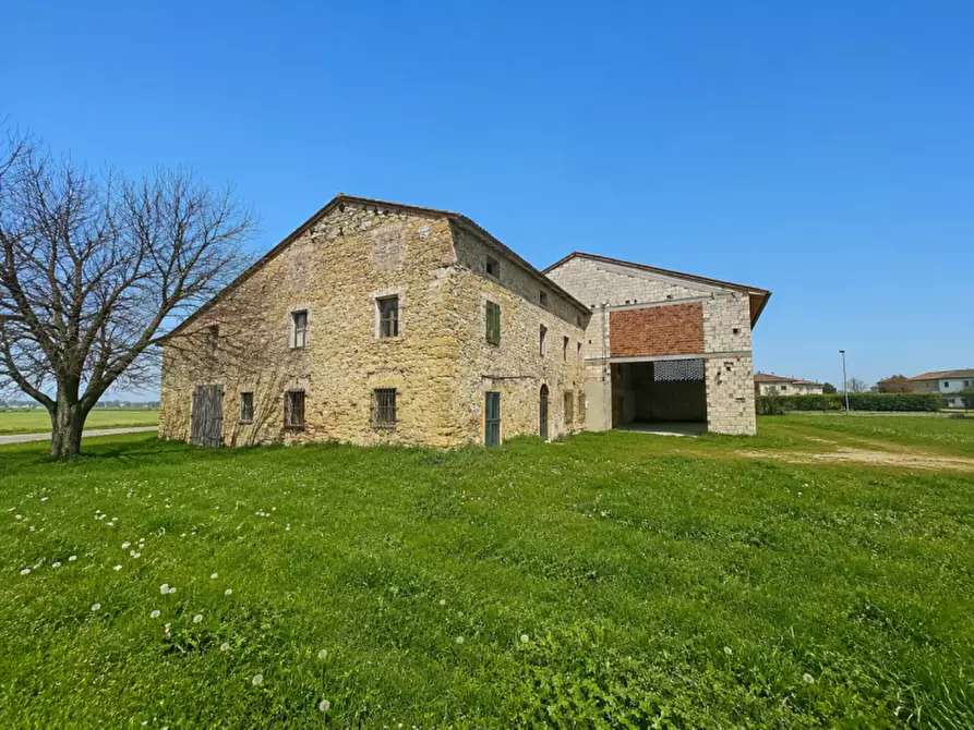 Immagine 1 di Casa indipendente in vendita  a Barbarano Mossano