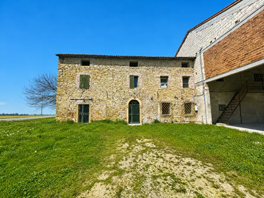 Immagine 2 di Casa indipendente in vendita  a Barbarano Mossano